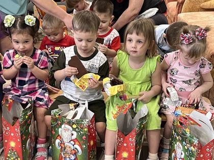 Акция "Добро детям" стартовала в ЛНР по инициативе "Единой России"