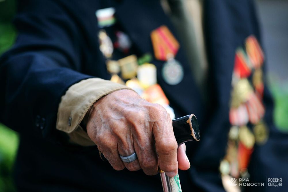 � ���������� ���������� 100-������� ��������� �������������� ����� �� ���