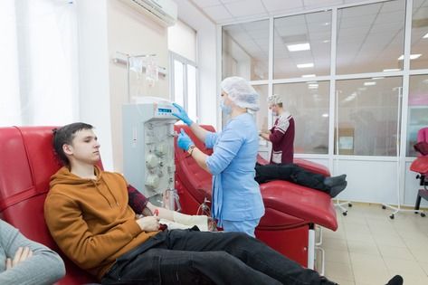 Луганская станция переливания крови будет работать в праздничные новогодние дни