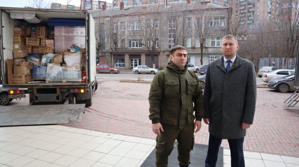 Депутат Госдумы Виктор Водолацкий и «Союз армян России» привезли гуманитарный груз для военнослужащих и юных жителей ЛНР