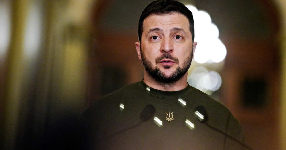 Зеленского сочли обреченным на повиновение заложником Запада