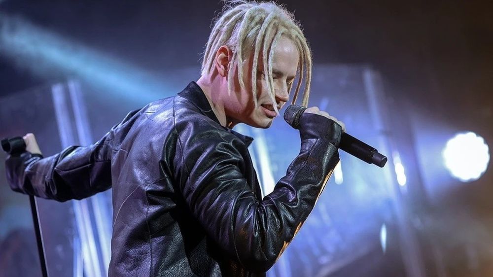 SHAMAN ������� � �������� ����� ����