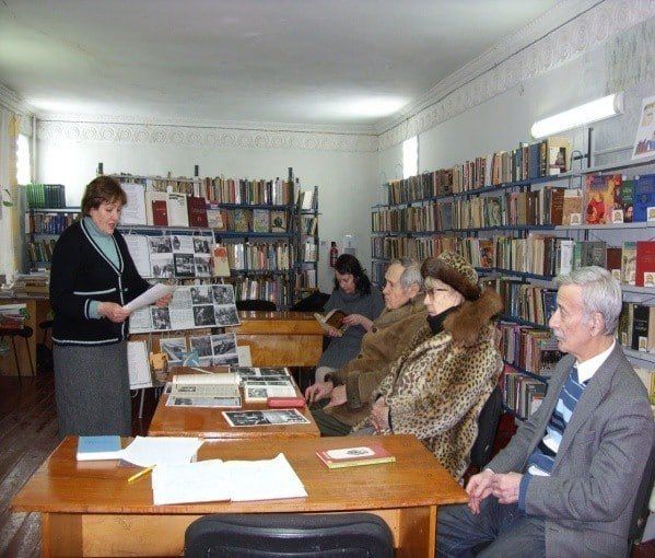 ����� � 80-����� ������� ������� ���������� ������ � ��������� ����������