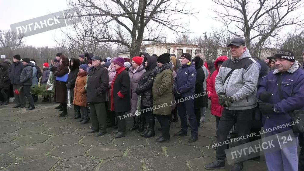 В Станично-Луганском районе впервые спустя восемь лет отметили годовщину со дня освобождения города от немецко-фашистских захватчиков