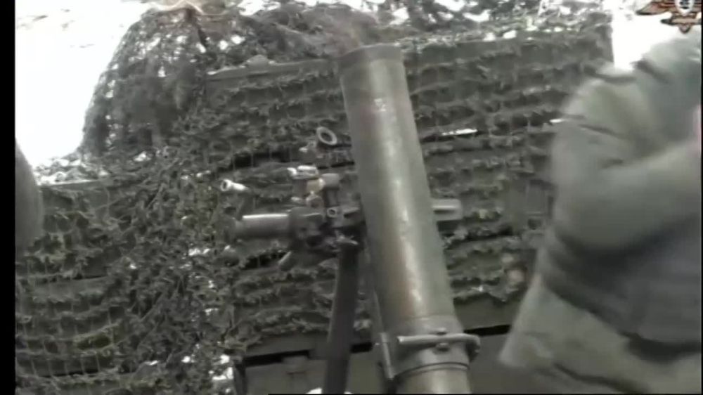 Министр иностранных дел ЛНР Владислав Дейнего в эфире проекта «Луганск LIVE» на телеканале «Луганск 24» прокомментировал слухи о возможных наступательных операциях со стороны украинских войск