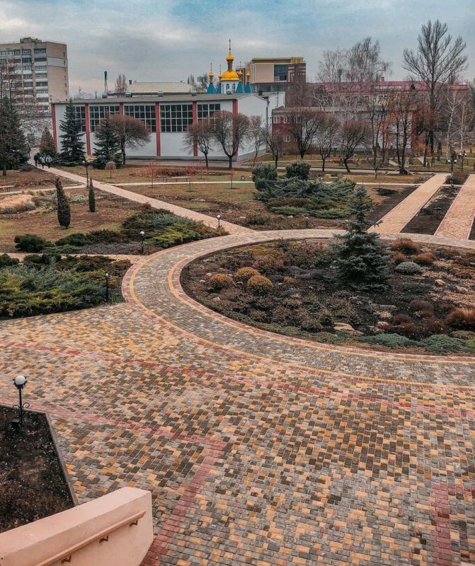 ��������� ������������ �� 3 �������� ����� ������ � ��������