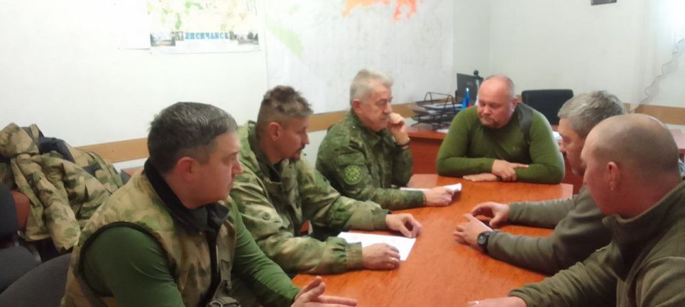 Виктор Водолацкий: Находясь на территории Луганской Народной Республики посетил с рабочим визитом прифронтовой город Лисичанск