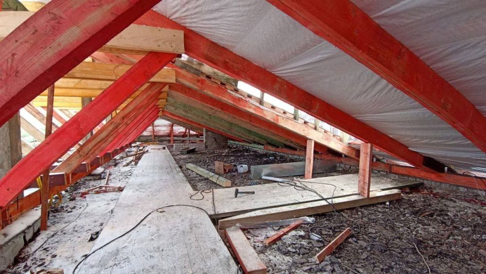 Калужские специалисты начали восстановление инфраструктуры Первомайска, поврежденной в результате обстрелов города украинскими войсками — мэр Первомайска Сергей Колягин в своем Telegram-канале