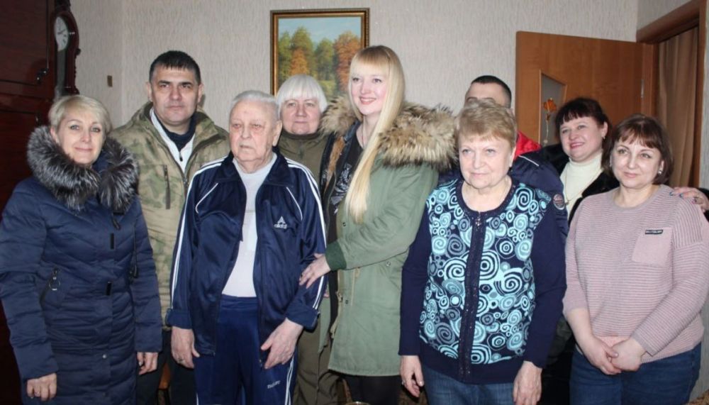 В Родаково активисты поздравили с 80-летием ветерана государственной службы