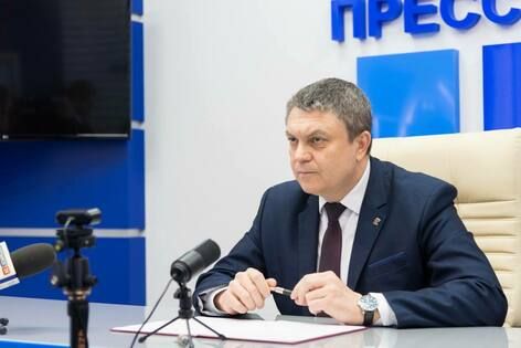 Более шести тыс. руководителей новых субъектов РФ пройдут обучение на базе ВШГУ - Пасечник