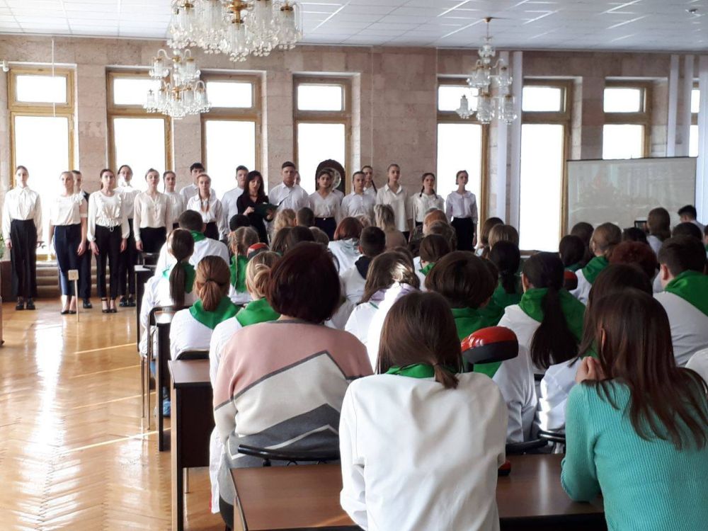 � ��������� ������-������������� �����-��������� �������� ���� ������ ������-������������������