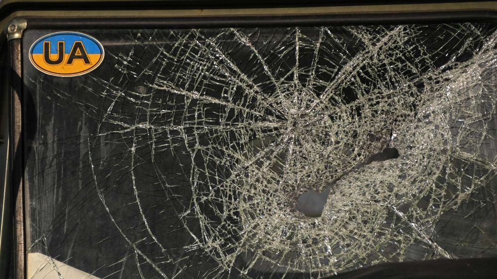 ����� ������ ���������� 8 ��� � ����� 400 �������������� ��� � ��������