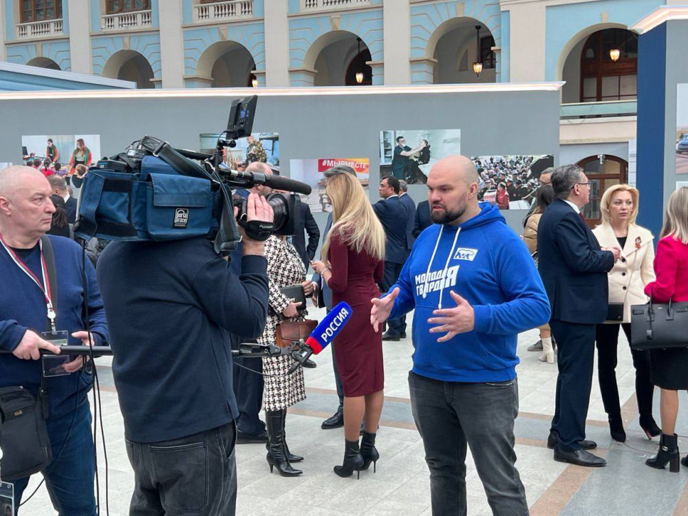 Антон Демидов: Опыт «Молодой Гвардии Единой России» можно использовать при организации работы Фонда адресной помощи участникам СВО и их семьям