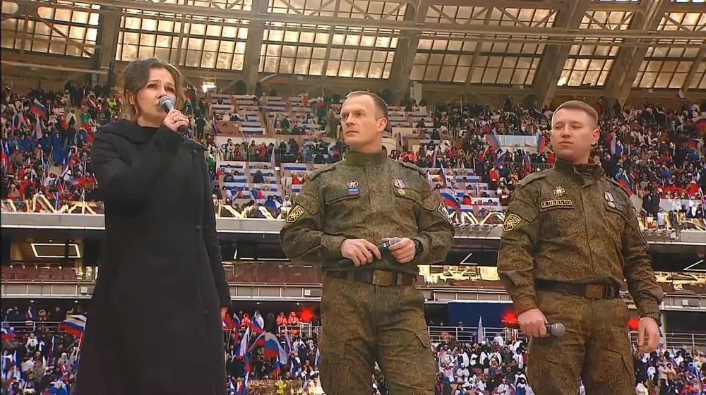 Дарья Лантратова: Сегодня на митинге-концерте в Лужниках, посвященном Дню защитника Отечества, выступили музыканты Луганской филармонии