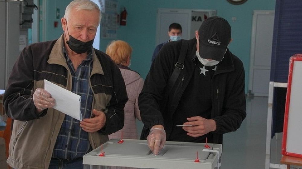 Леонид Пасечник назначил новых членов избирательной комиссии ЛНР