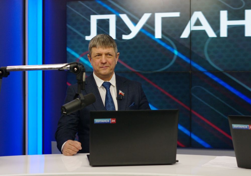 ������� ��������� ������ ��� ����� ����� � ����� ������� �������� LIVE� ��������� � ����������� ������� ������������ ������� ��������� ���������: