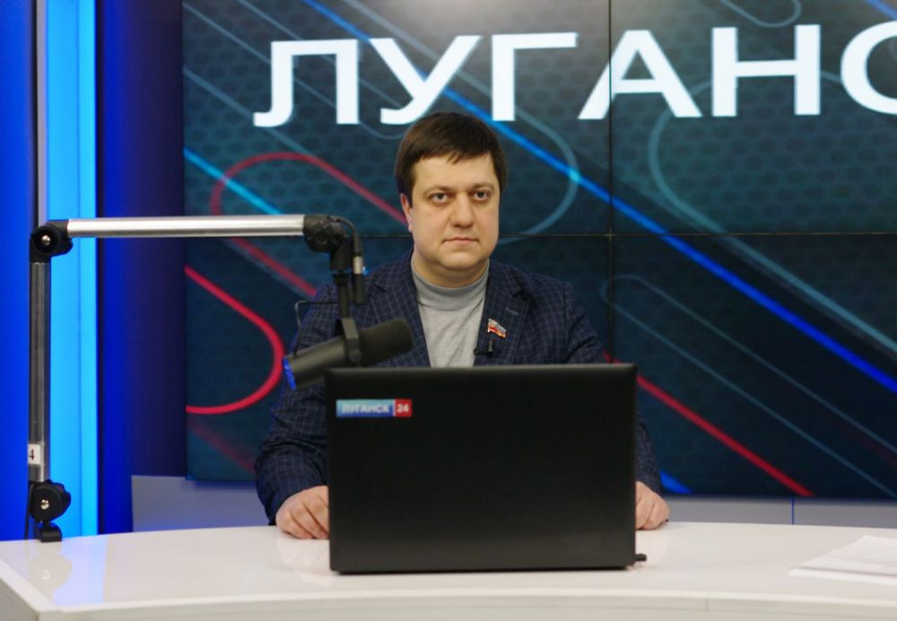 ������� ��������� ������ ��� ������ ��������� � ����� ������� �������� LIVE� �� ���������� �������� 24� ���������������� �������� � �������������� ���������� ����������� � �������� �������: