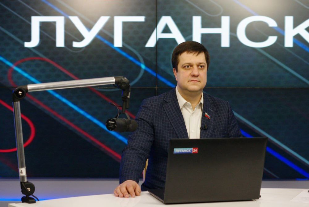 ������� ��������� ������ ��� ������ ��������� � ����� ������� �������� LIVE� �� ���������� �������� 24� ���������������� �������� � ������