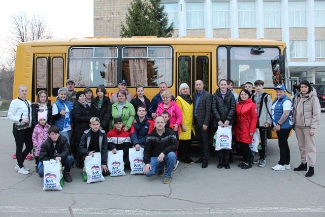 При поддержке Народного Совета ЛНР группа детей из 14 детей из Славяносербского района отправилась в Карелию с целью профессиональной ориентации и отдыха