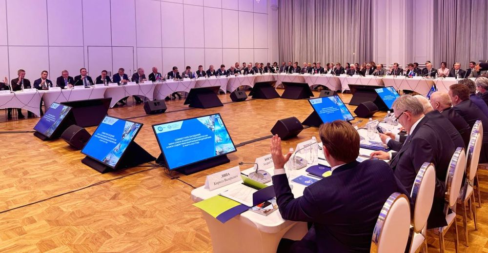 ������� ������������ ������������ ��������� ����� ���������������� ������ � �������� � ��������� �������� �����������