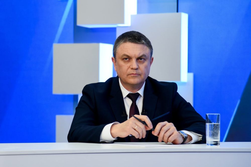 ������ �������-�������� ����� ��������������� � �������� - ������ ��������