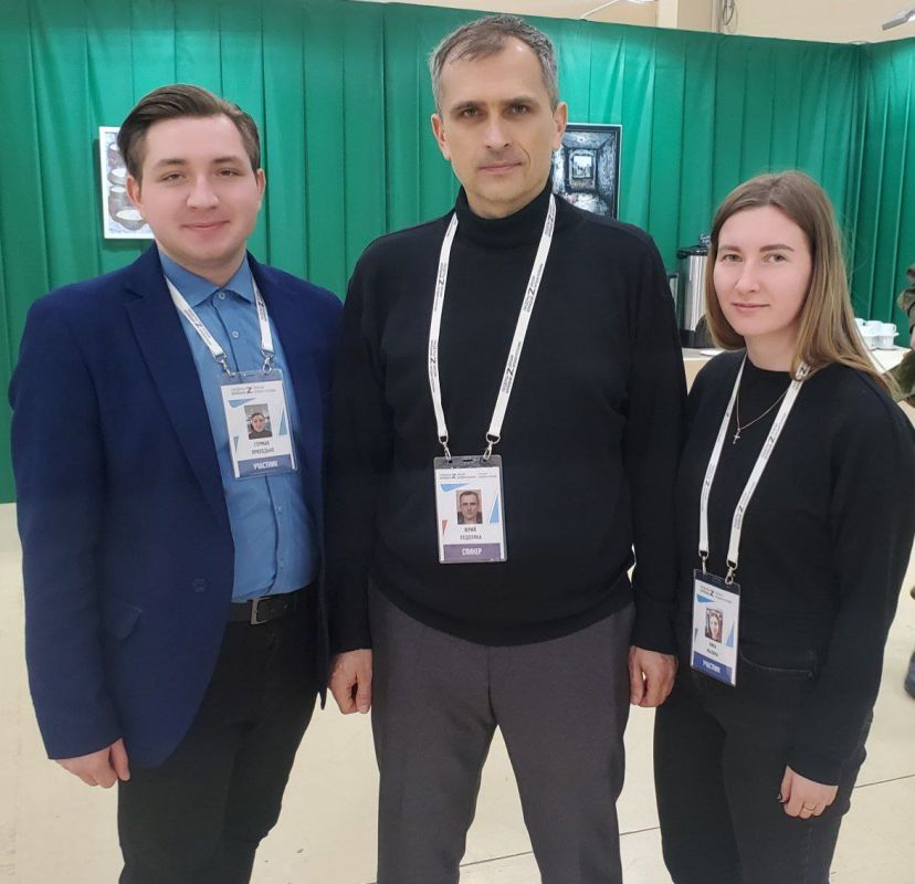 Блогер Юрий Подоляка выступил перед участниками объединенного полуфинала конкурсов «Лидеры возрождения. Донецкая Народная Республика» и «Лидеры возрождения. Луганская Народная Республика»