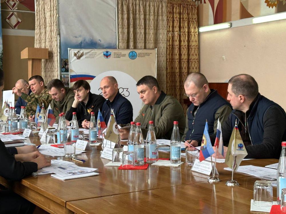 В ЛНР начали выполнять поручения Путина