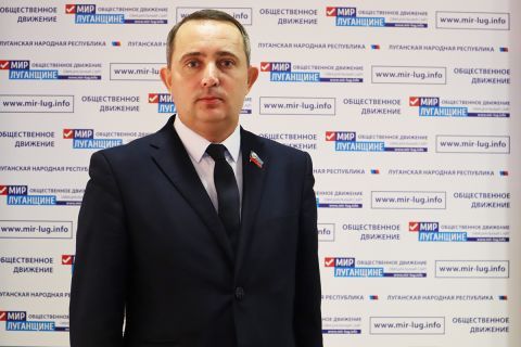 Андрей Губарев: С Дмитрием Крымовым на Луганск live обсудили вопросы проведения специальной военной операции, ведения информационной войны, визита Путина на территорию Луганской Народной Республики и высокого уровня доверия Президенту