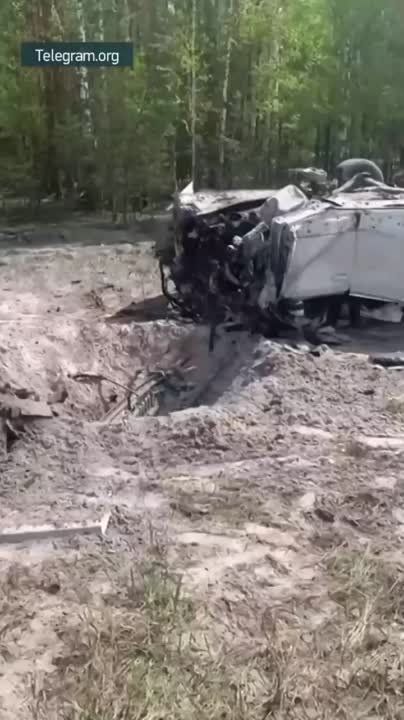 Кадры с места подрыва автомобиля Захара Прилепина в Нижегородской области