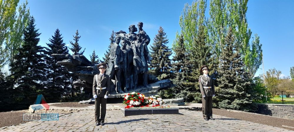 12 ��� � ���������, � ������������� ��������� ������, ���������� ������������� �������� ����� ����������