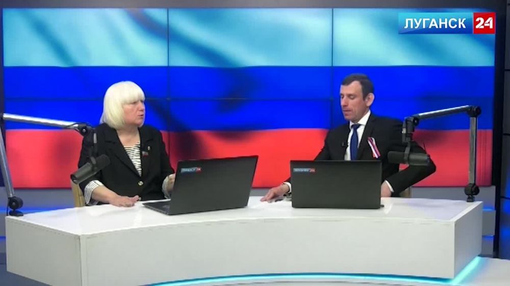 Депутат Народного Совета ЛНР Светлана Гизай в эфире проекта «Луганск LIVE» рассказала о становлении Республики в период 2014-2015 г