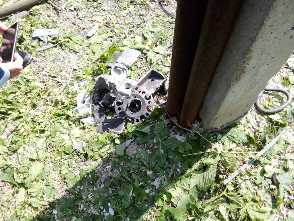 Два человека госпитализированы в результате удара ВСУ по Юбилейному в Луганске, сообщила сенатор от ЛНР Дарья Лантратова