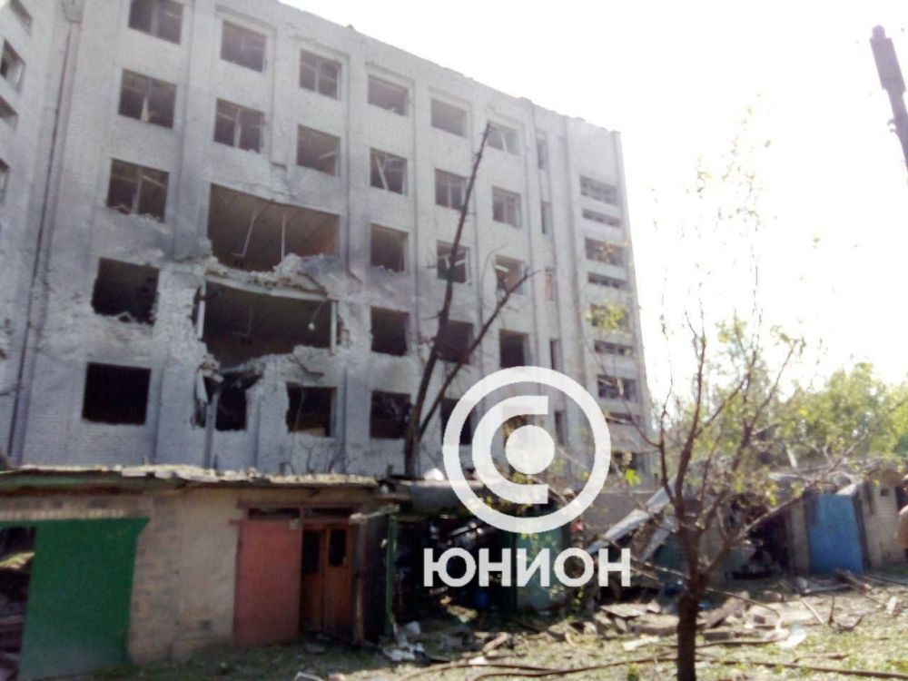 Борис Рожин: После ракетного удара по Луганску госпитализировано 2 человека