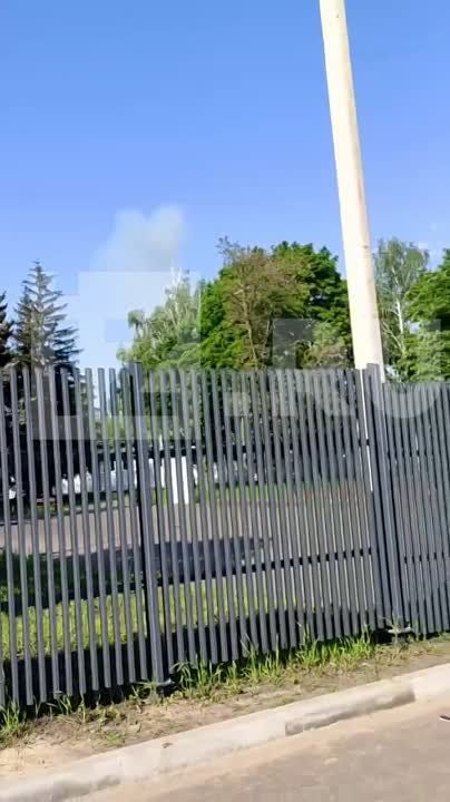 В Луганске прогремели два взрыва в районе автовокзала, сообщил бывший посол ЛНР в Москве Родион Мирошник