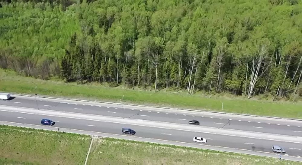 � ��� ������ ������������ ������ � ������� ������ ������������� ���������� ������ ��������� ���� � ����������� ���� ������, ������������ � 5-����� ������������� ��������� ������� � ������ ������������