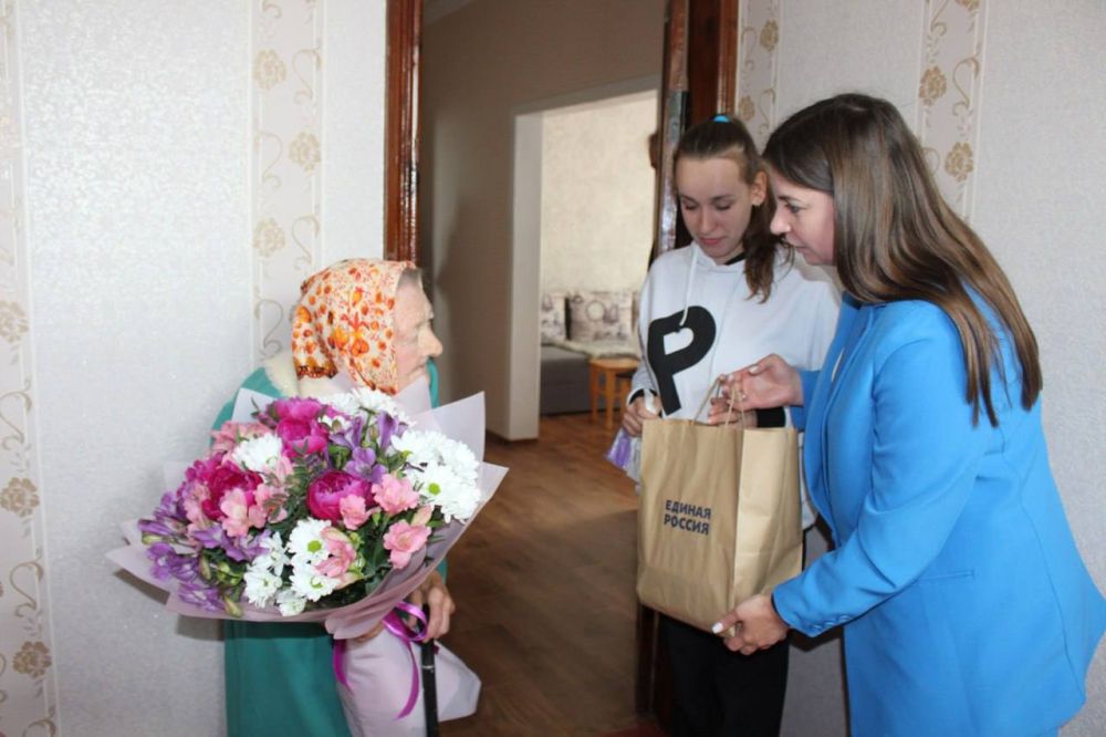 � ������������� ������ �� 100-������ ���������� ������� ������� ������������� ����� ���������� ���������