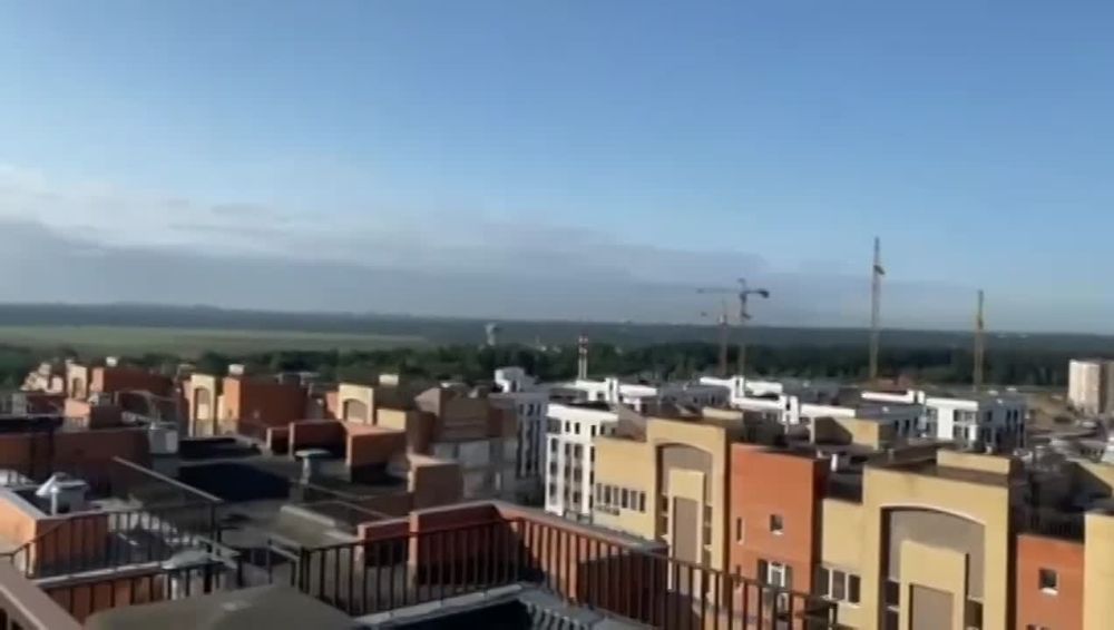 �������� ����������� ����� ����������� �������������, ������� ������� ������ � �������