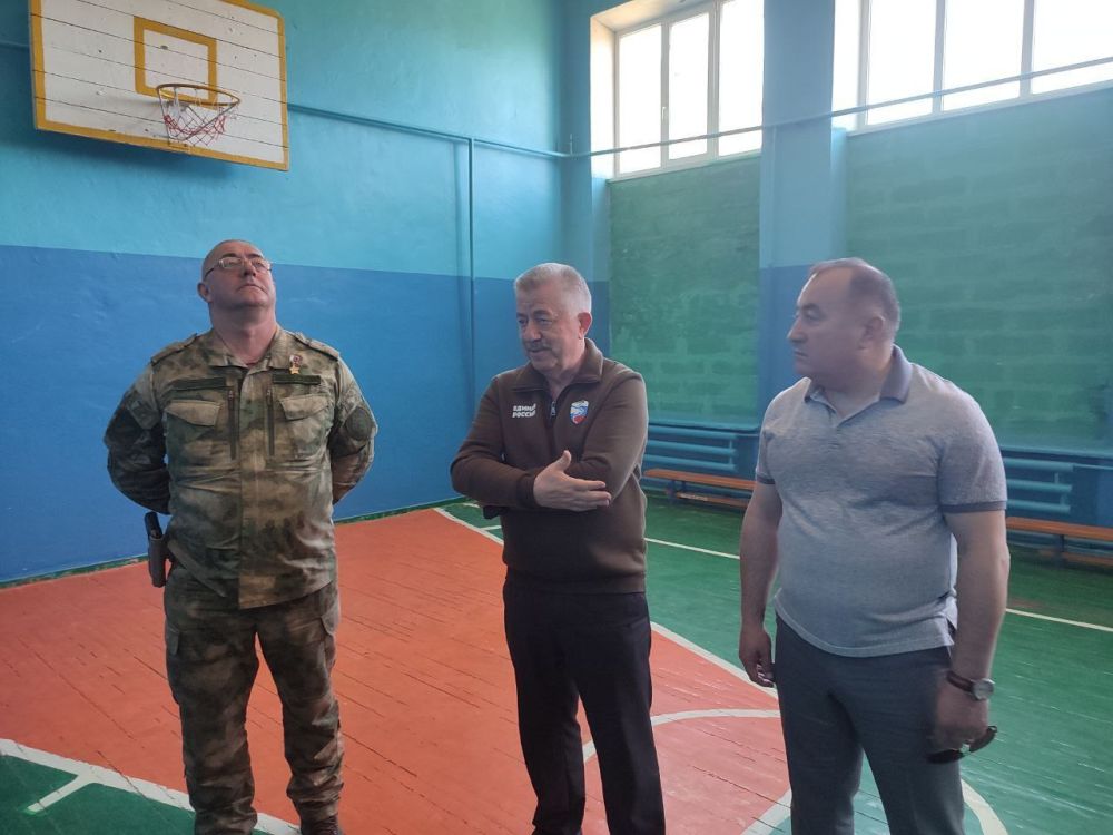 Виктор Водолацкий: Сегодня в рамках рабочей встречи, совместно с начальником управления Следственного комитета РФ Героем...