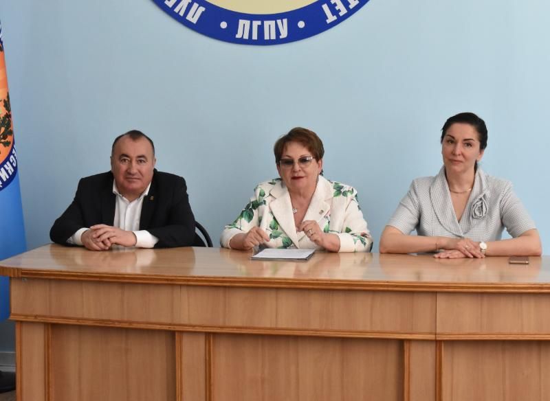 6 июня член президиума политического совета Луганского регионального отделения ВПП «Единая Россия», депутат НС ЛНР Зинаида...