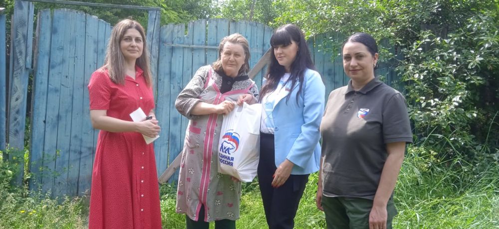 Виктор Водолацкий: Единая Россия доставила гуманитарную помощь жителям Беловодска