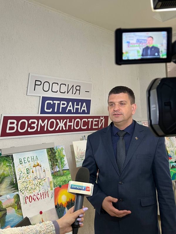 Олег Коваль: Состоялось торжественное награждение победителей, призеров и финалистов конкурса рисунков «Италия - Россия - Луганская Народная Республика»