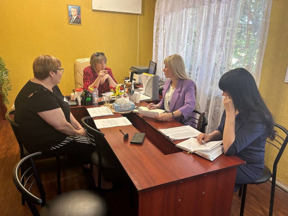 Инна Швенк: Уполномоченный по правам ребенка в Луганской Народной Республике с рабочим визитом посетила Филиал N1 ГУ ЛНР «Республиканский социально-реабилитационный центр для несовершеннолетних» г. Алчевска