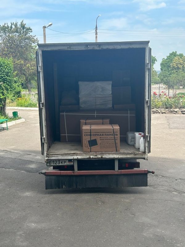 Инна Швенк: В ГОУ ЛНР «Луганская (специальная) коррекционная школа-интернат» доставлено интерактивное оборудование