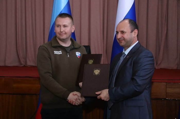 Федерация профсоюзов ЛНР отпраздновала девятую годовщину со дня создания организации торжественным мероприятием в Луганске