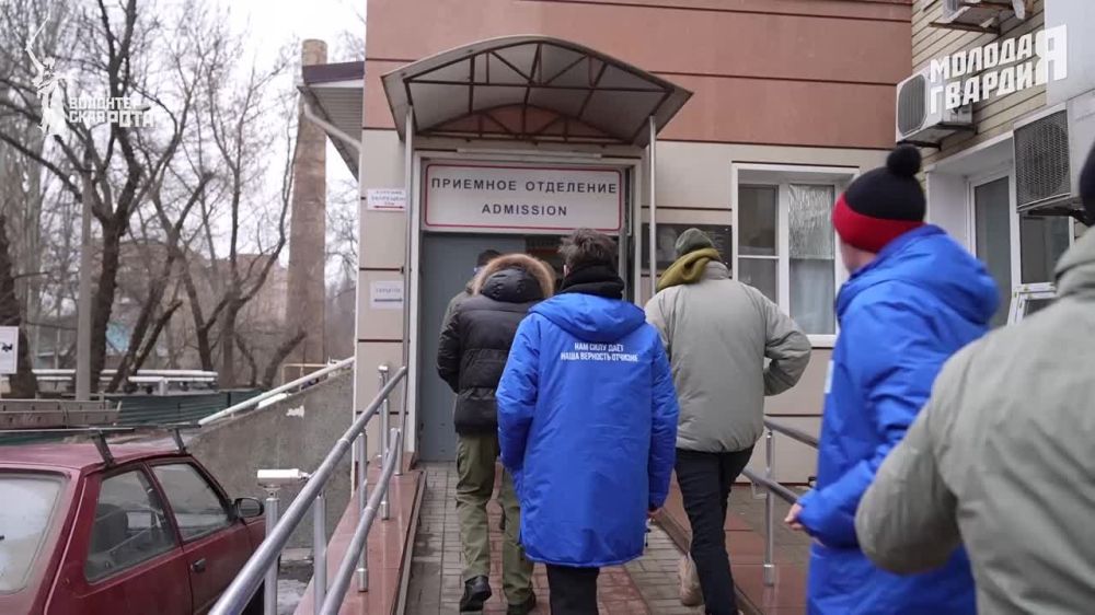 Более 1200 волонтёров «Молодой Гвардии Единой России» и «Волонтёрской Роты» прошли через работу в медучреждениях в новых регионах