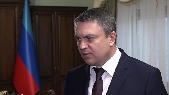 Украинские войска обстреляли Кременную, снаряд попал на территорию больницы