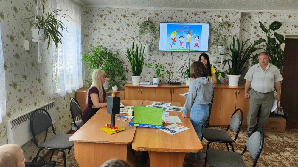 Уполномоченный по правам ребенка в Луганской Народной Республике Инна Швенк с рабочим визитом посетила Филиал № 3...