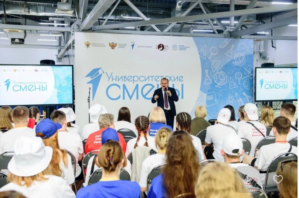 Виктор Водолацкий: 50 российских вузов на летних каникул принимают у себя гостях старшеклассников из Донецкой и Луганской...