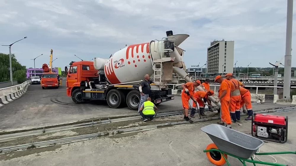 ЛНР. В Луганске стартовал ремонт эстакады возле железнодорожного вокзала «Сегодня решен вопрос о капитальном ремонте этого путепровода. Это самая больная тема нашей эстакады»