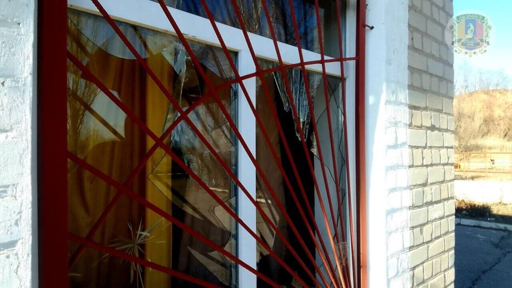 Украинские войска обстреляли Лисичанск кассетными боеприпасами